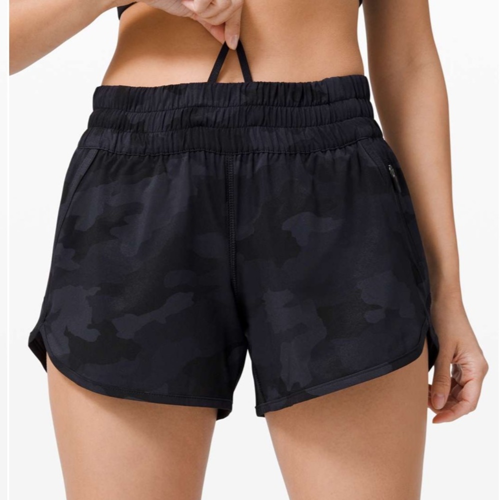 Lululemon Tracker Low-Rise Lined Short 4”